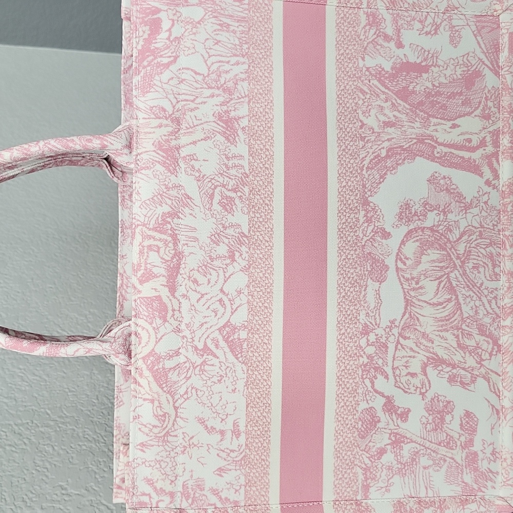 Luxury Look Handbag - Picture 2 of 9